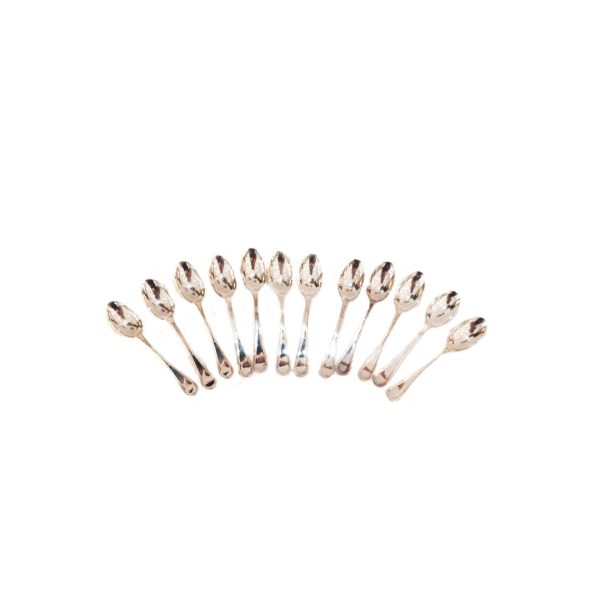 18 Moka Silver Spoons English