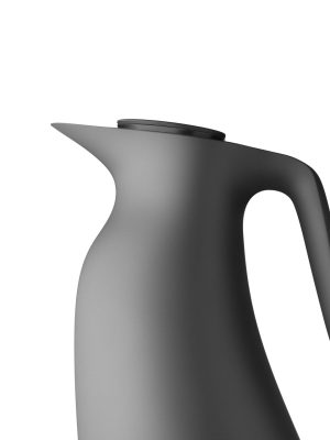 3.-3583601_Beak_Thermo_jug_black_Jpg-max-3000x3000_367384-detail-D.jpg