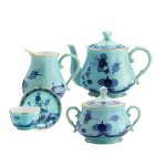 Iris Oriente Italiano tea cup