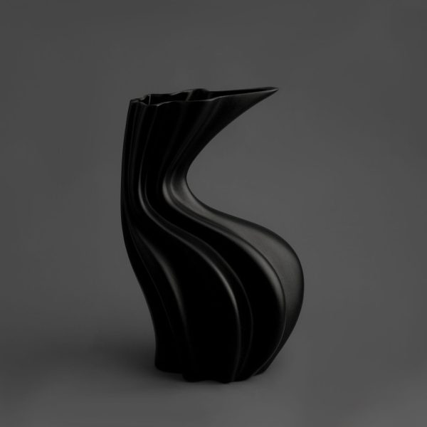Matte black Sinuo